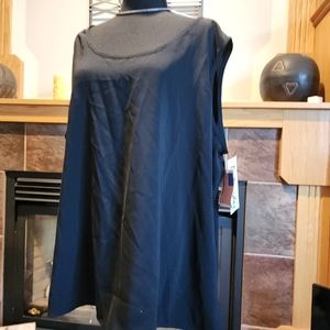 Fabletics Women's Size 2 XLarge Black Palisades Tee Shirt Top Sleeveless.